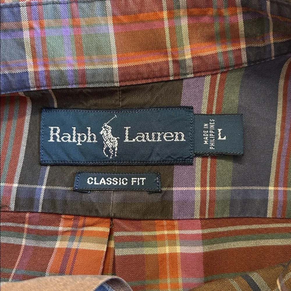 Ralph Lauren long sleeve button down collar shirt.  L - Picture 7 of 7